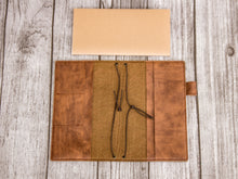 Cargar imagen en el visor de la galería, Textured colors - Traveler's Notebooks Veganos