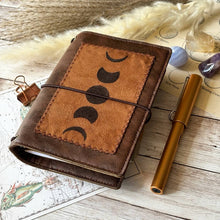 Cargar imagen en el visor de la galería, Fase lunar - Fauxdori vegano