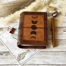 Cargar imagen en el visor de la galería, Fase lunar - Fauxdori vegano