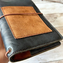 Cargar imagen en el visor de la galería, Negro rústico - Fauxdori vegano