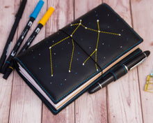 Cargar imagen en el visor de la galería, Zodiac - Traveler's Notebooks Veganos