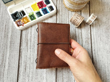 Cargar imagen en el visor de la galería, Small Textured colors - Traveler's Notebook A7 Micro / Nano Vegano