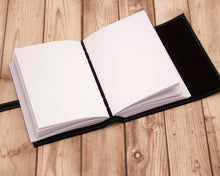 Cargar imagen en el visor de la galería, Zodiac - Vegan journal